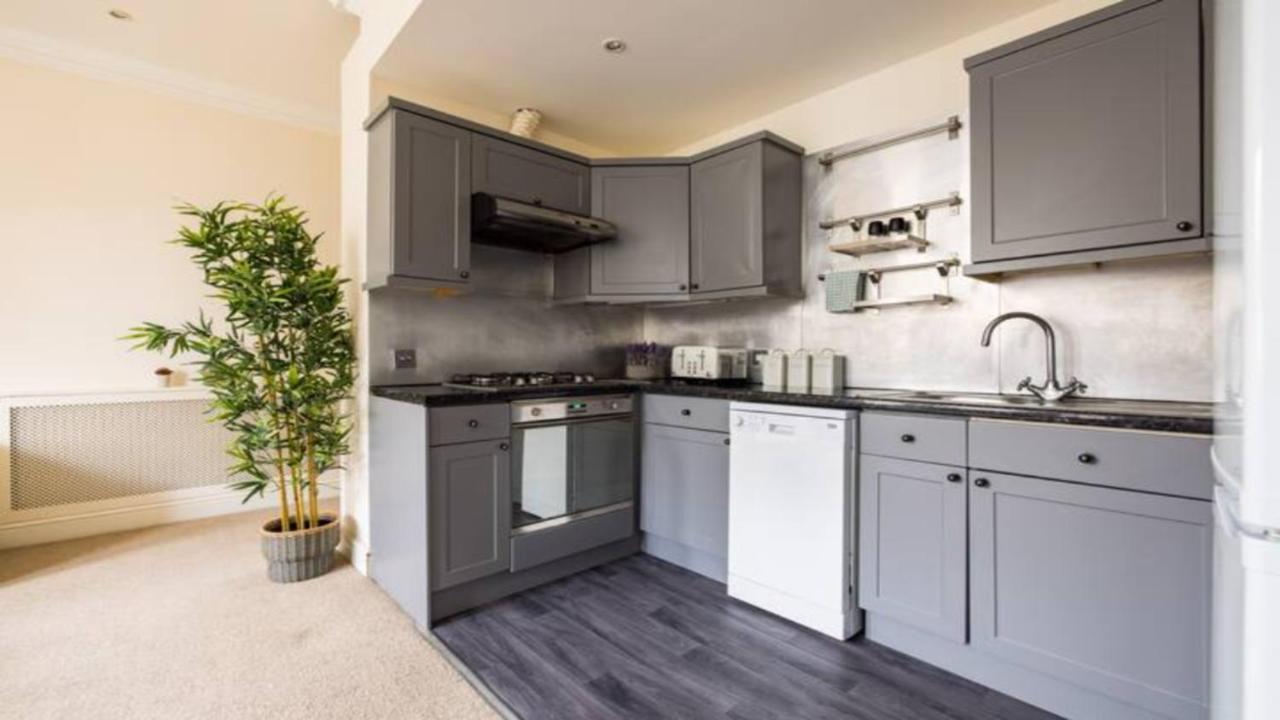 The West Kensington Apartments London Ruang foto